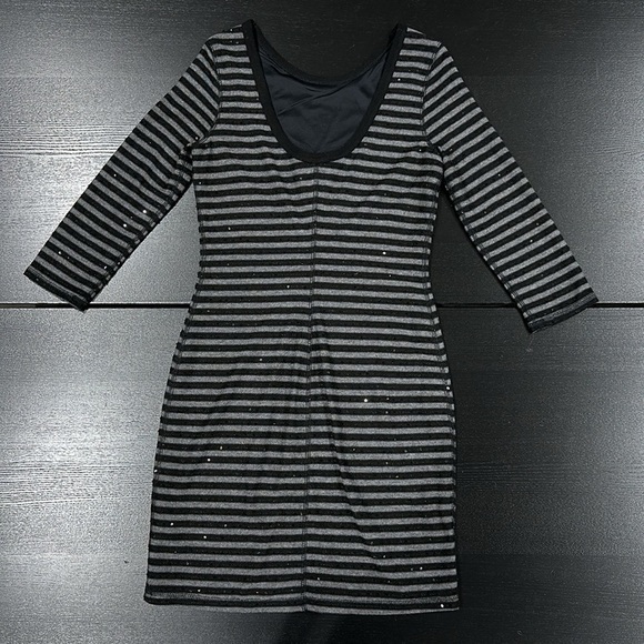 Express Sequin Stripe 3/4 Sleeve Mini Dress - XS - Picture 3 of 8